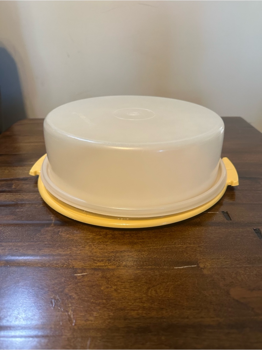 Tupperware Yellow Base with Cream Dome Cake Carrier